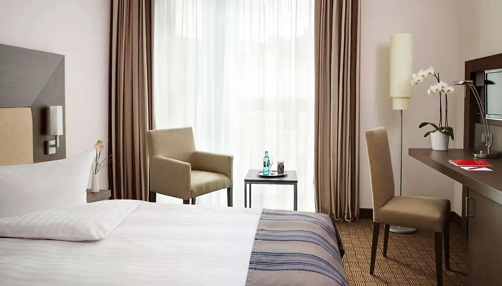 **** מלון Intercityhotel Hamburg Dammtor-Messe גרמניה