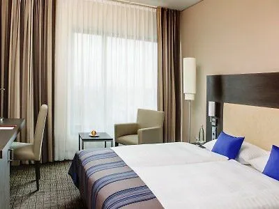 מלון Intercityhotel Hamburg Dammtor-Messe